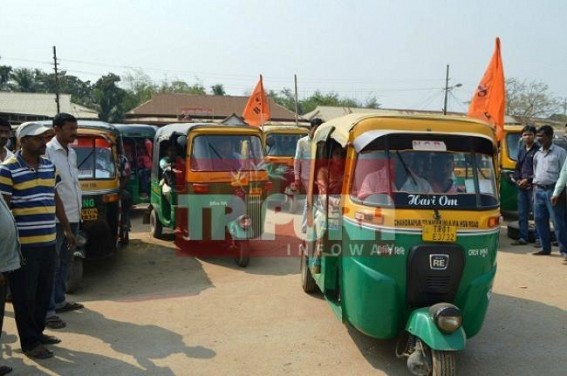 BJP's wings giving free auto service to Madhyamik candidates